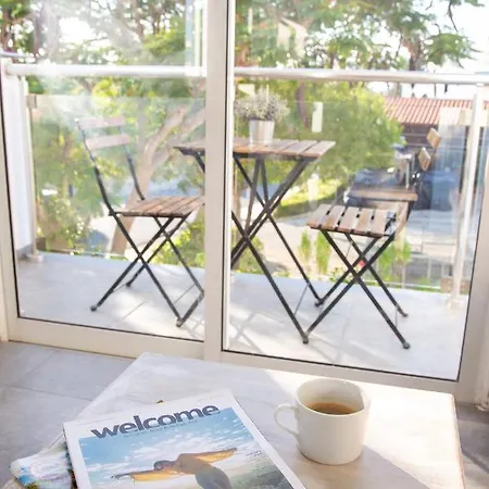 Tikay Apts * איה נאפה