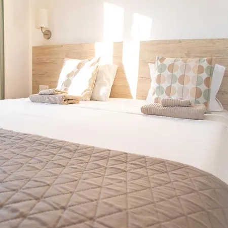 Tikay Apts Апартаменты