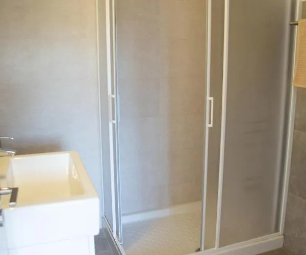 Апартаменты Tikay Apts