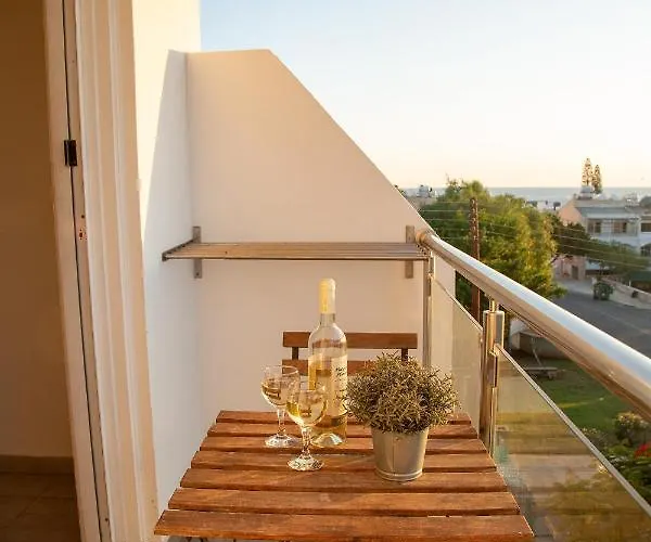 Tikay Apts Апартаменты *