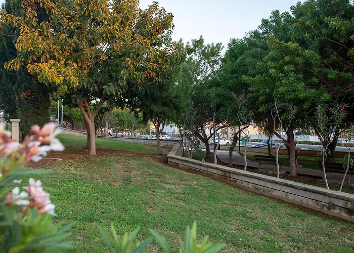 Апартаменты Tikay Apts