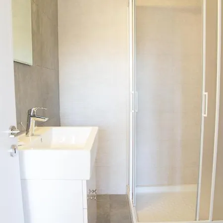 Lägenhet Tikay Apts *